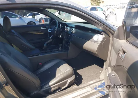 2008 Ford Mustang V6 Deluxe/V6 Premium from USA, damaged, VIN 1ZVHT80NX85172410